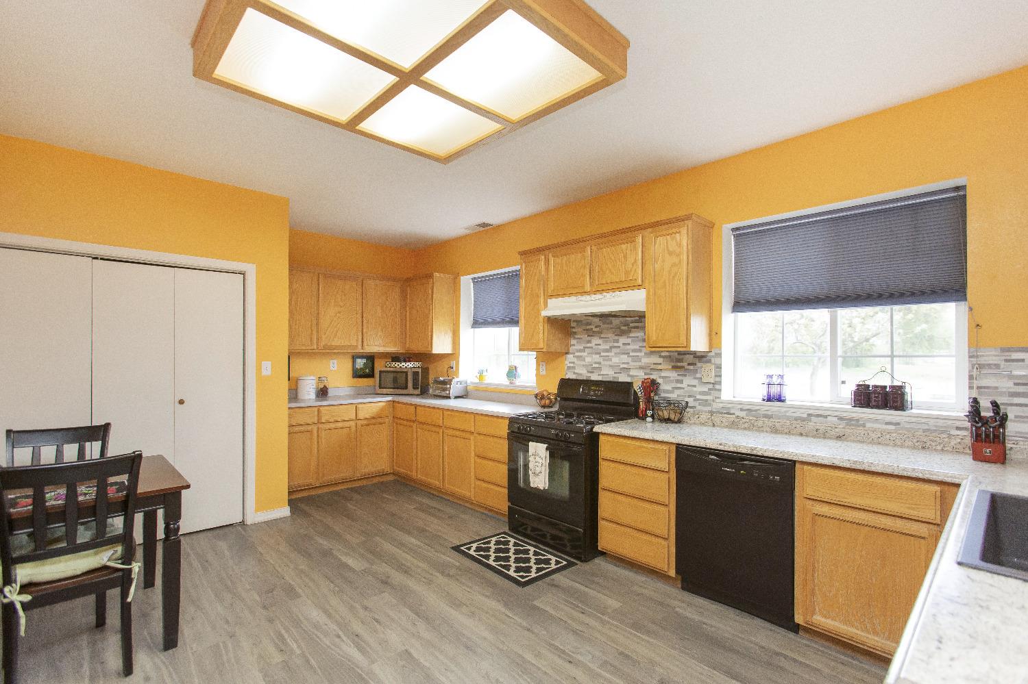 Detail Gallery Image 68 of 89 For 13247 Vineyard Road, Waterford,  CA 95386 - 5 Beds | 4 Baths
