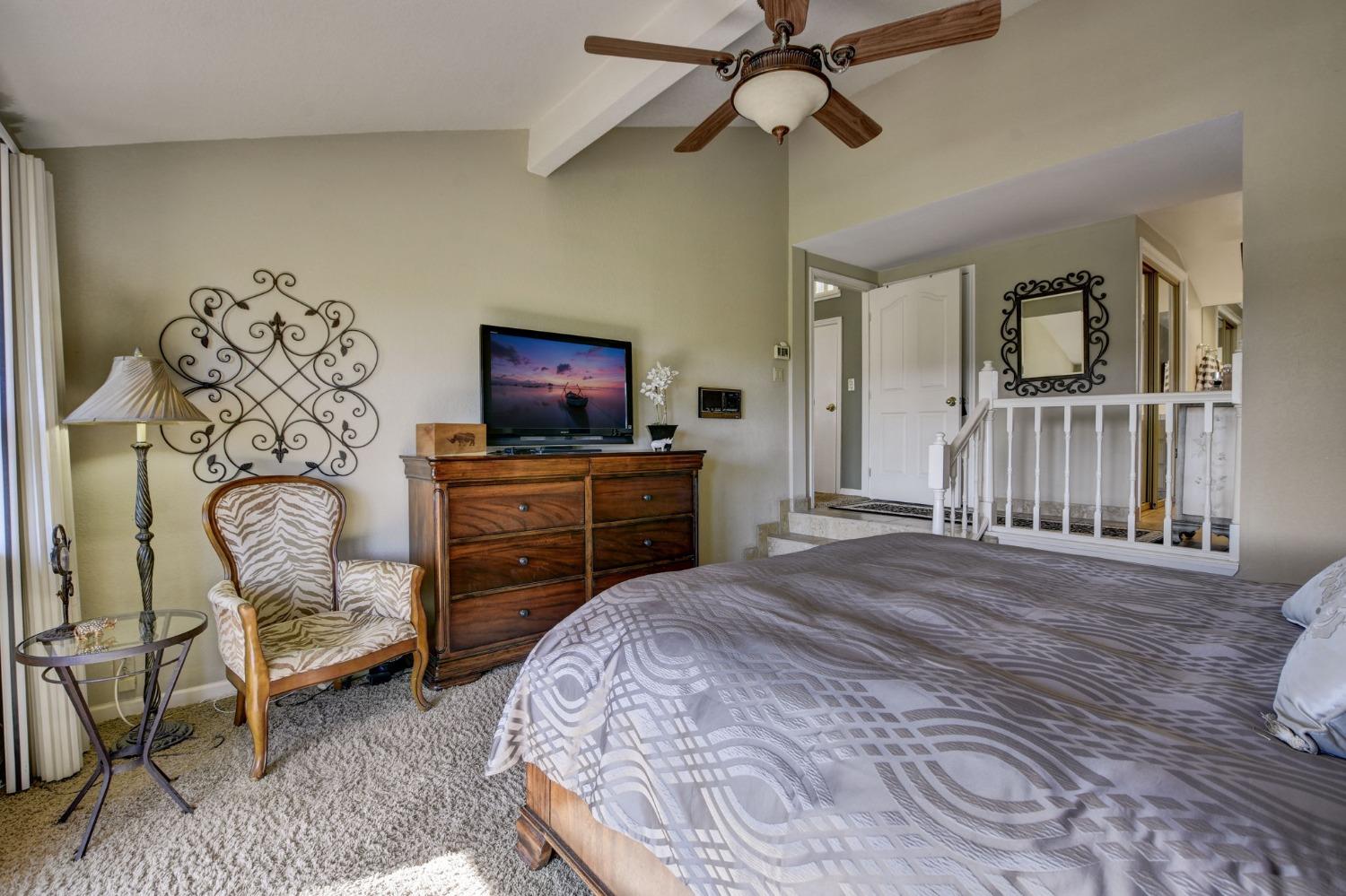 Viewridge Drive, Auburn, California image 21