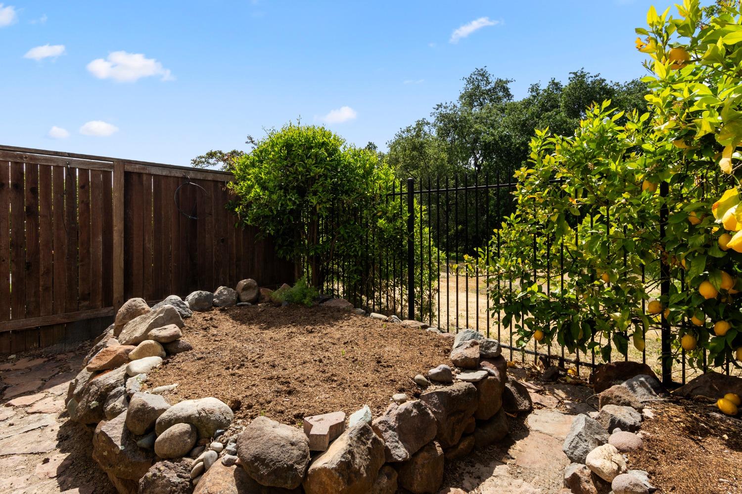 Pleasant Creek Drive, Rocklin, California image 37