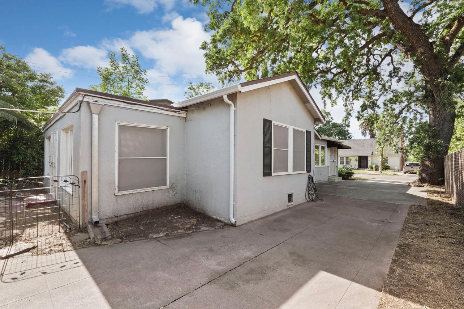 W Elm Street, Stockton, California image 7