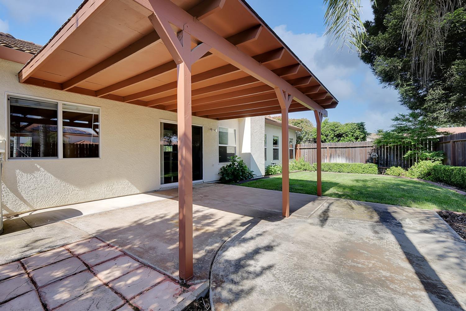 Triff Way, Yuba City, California image 4
