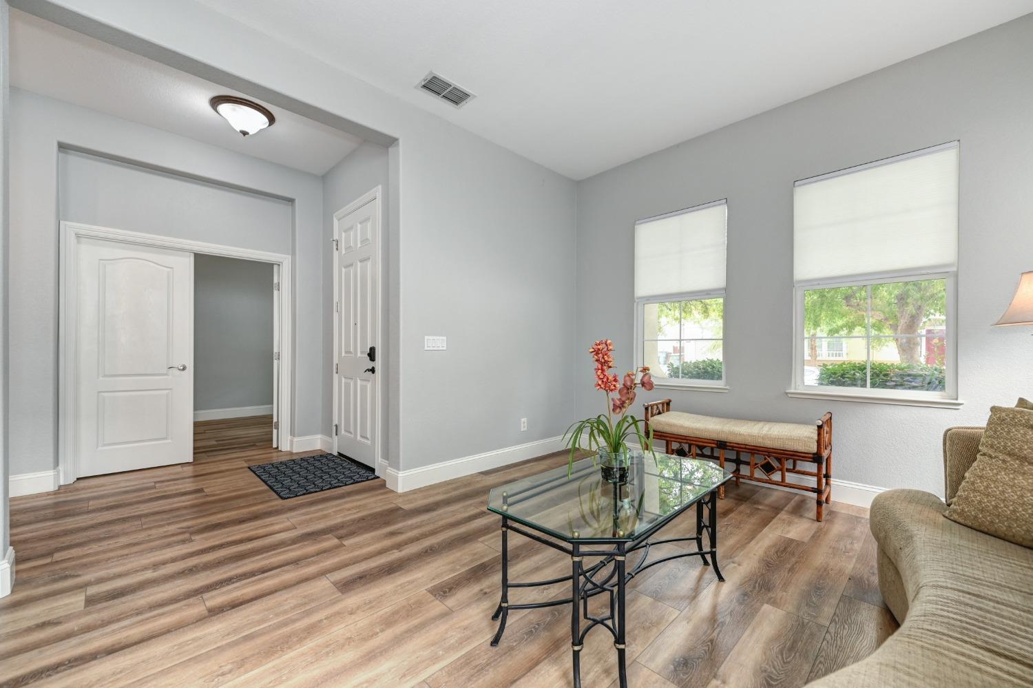 Candlewood Court, Lincoln, California image 7
