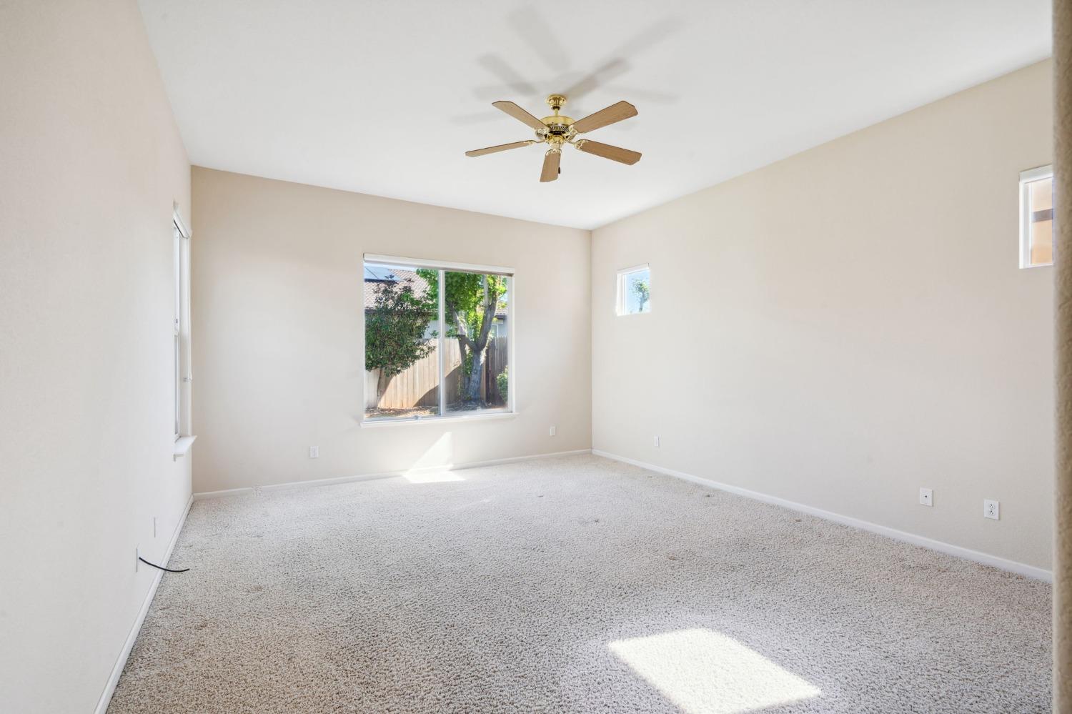 Mission Hills Drive, Sacramento, California image 18