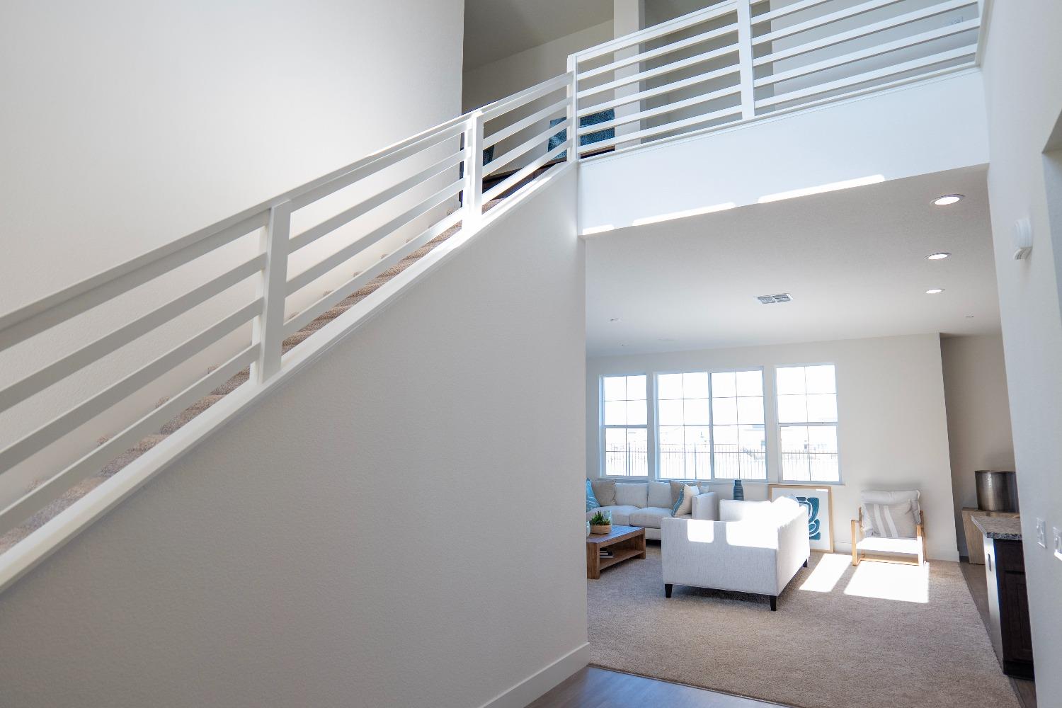 Detail Gallery Image 15 of 34 For 15912 Duggar Dr, Lathrop,  CA 95330 - 5 Beds | 4/1 Baths