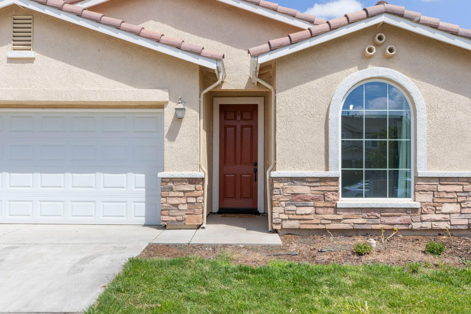 La Sierra Street, Merced, California image 3