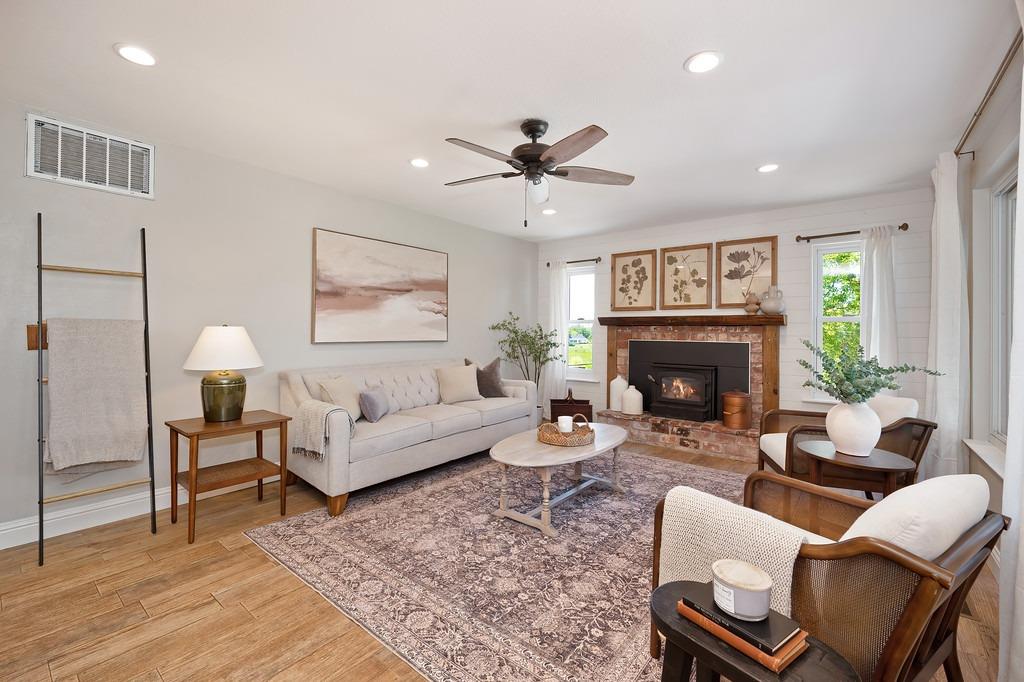 Meadow View Lane, Auburn, California image 17
