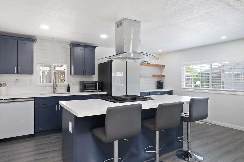 Detail Gallery Image 8 of 41 For 6025 Dias Ave 183, Sacramento,  CA 95824 - 2 Beds | 2 Baths