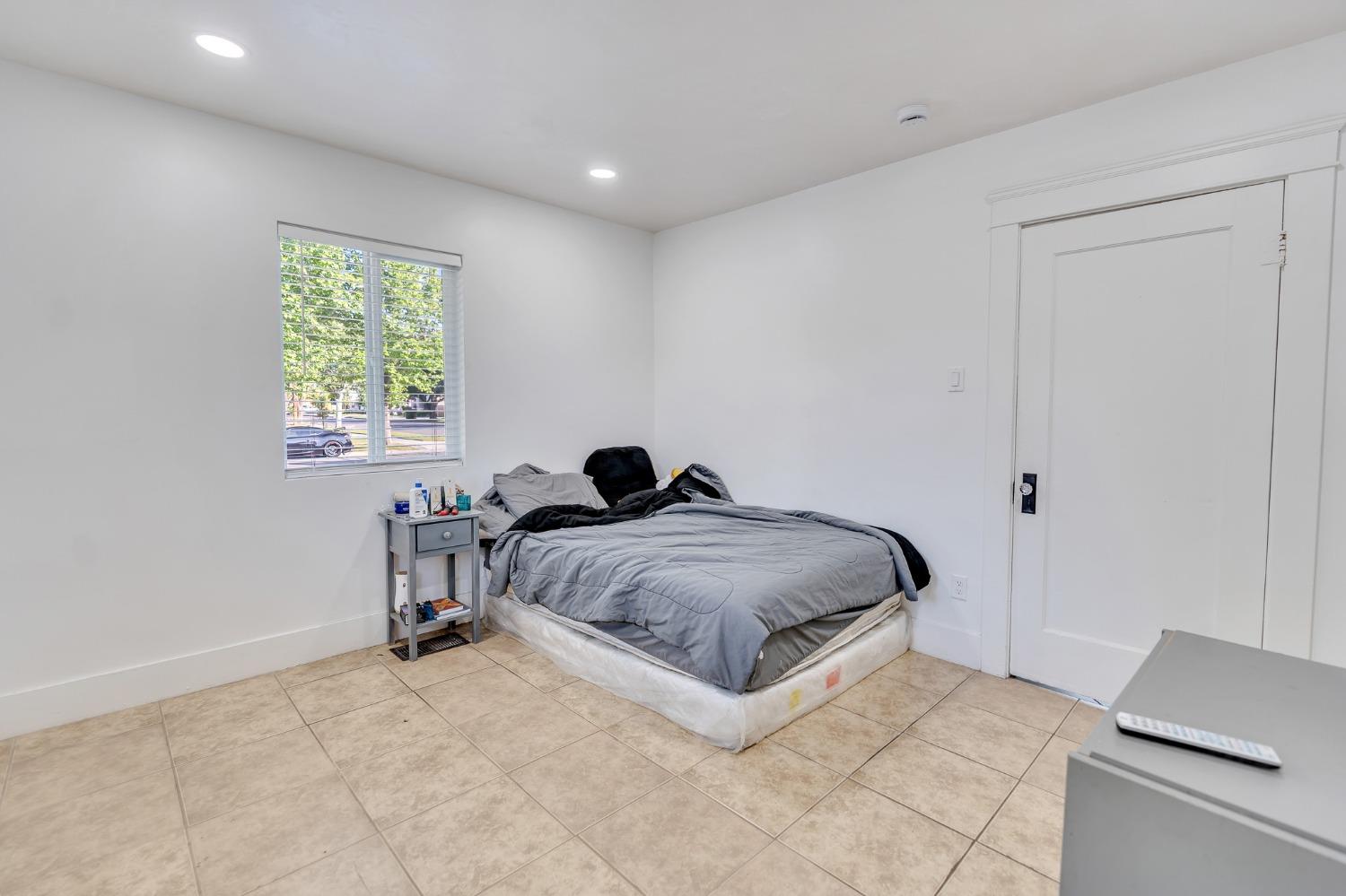 9th Street, Los Banos, California image 14