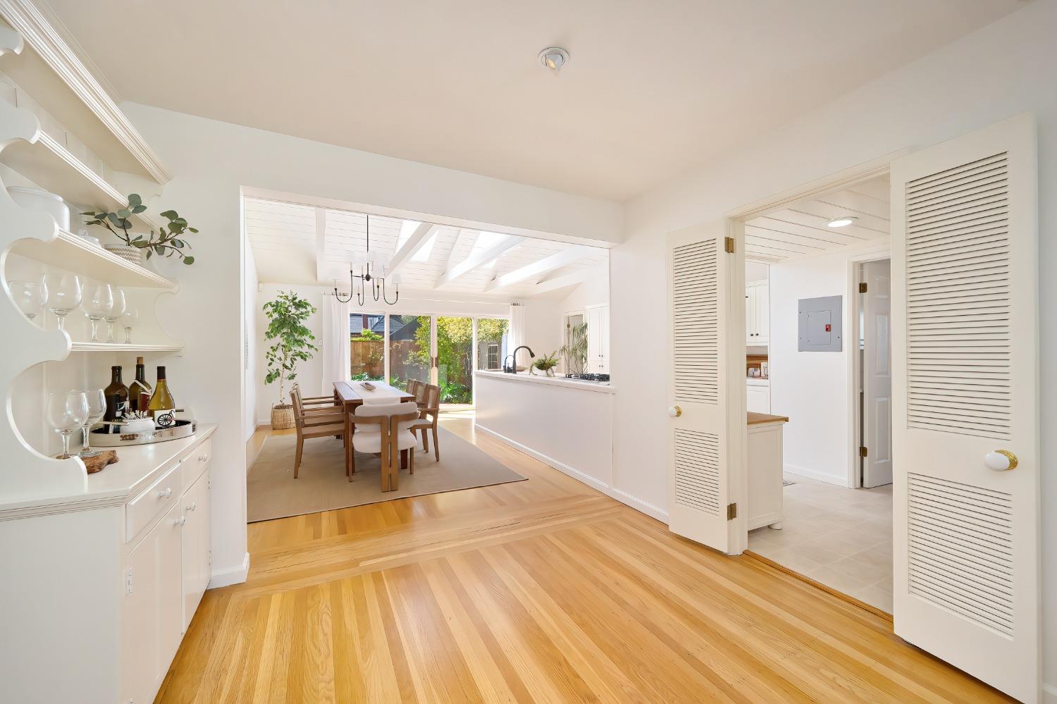 property-img