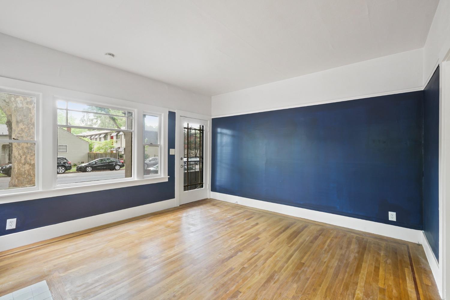 Detail Gallery Image 10 of 33 For 2400 F Street St, Sacramento,  CA 95816 - – Beds | – Baths