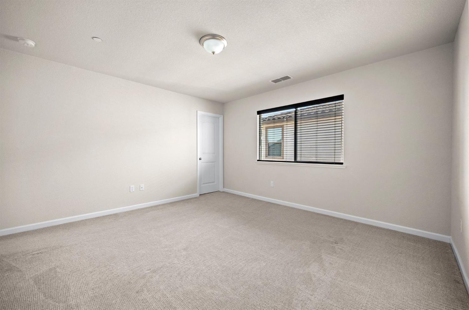 Detail Gallery Image 26 of 31 For 2101 Melody Ln, Modesto,  CA 95355 - 6 Beds | 4 Baths