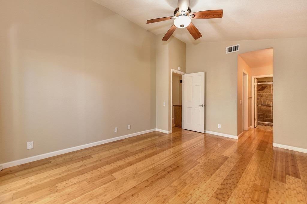 Detail Gallery Image 14 of 22 For 195 River Run Cir, Sacramento,  CA 95833 - 3 Beds | 2 Baths