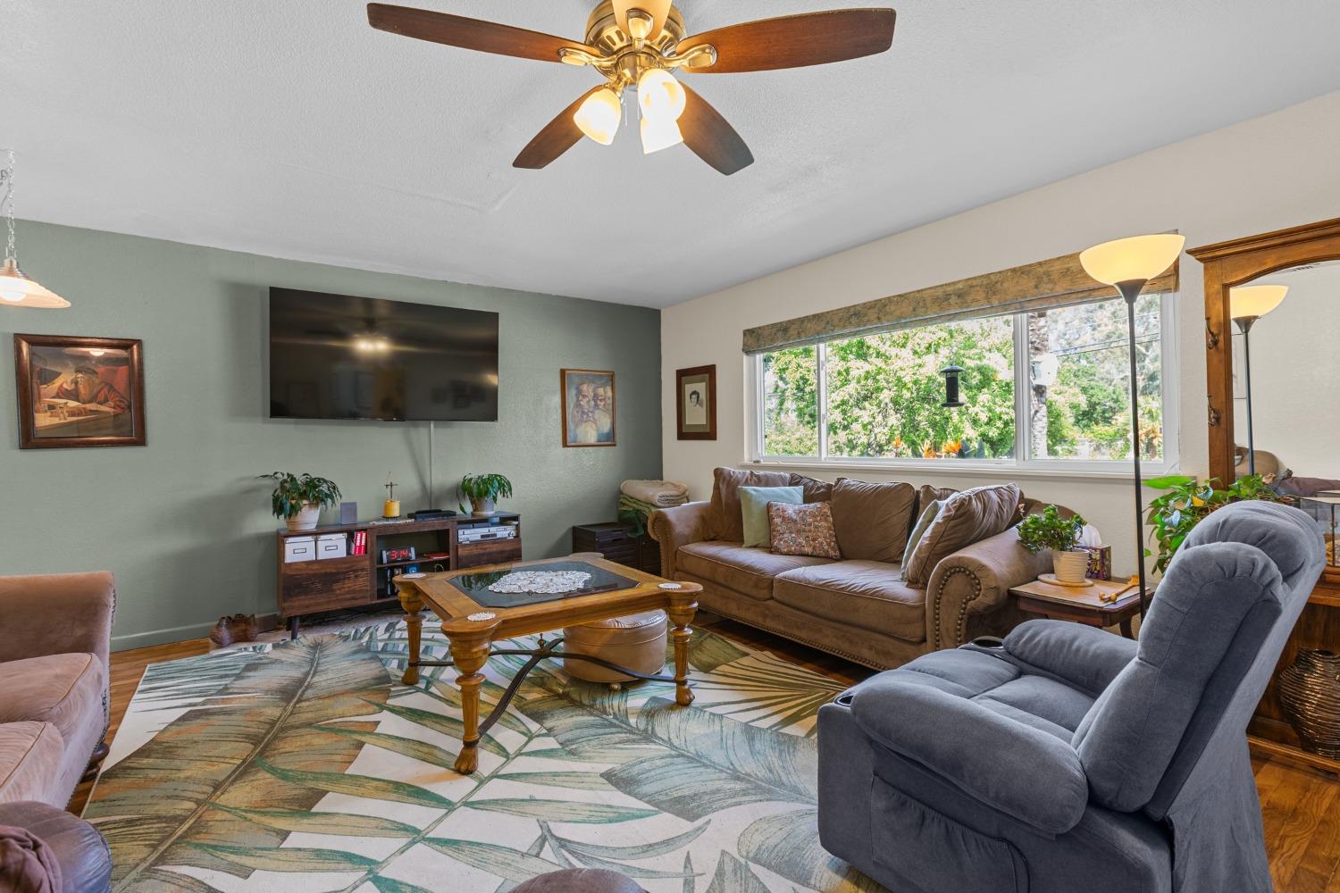 Detail Gallery Image 9 of 40 For 8529 El Verano Ave, Elverta,  CA 95626 - 4 Beds | 2 Baths