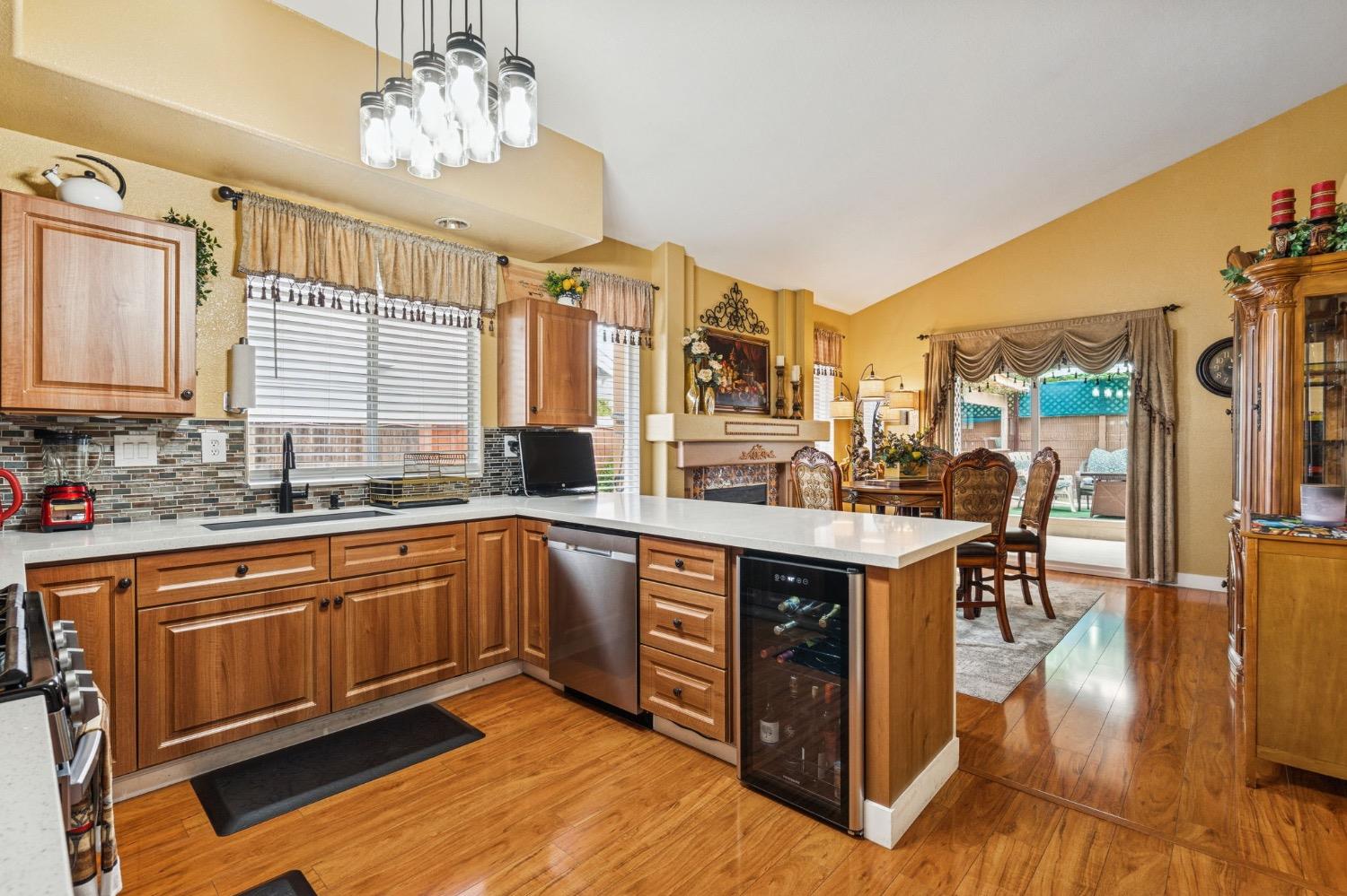 Detail Gallery Image 8 of 25 For 8404 Misty Pass Way, Antelope,  CA 95843 - 3 Beds | 2 Baths