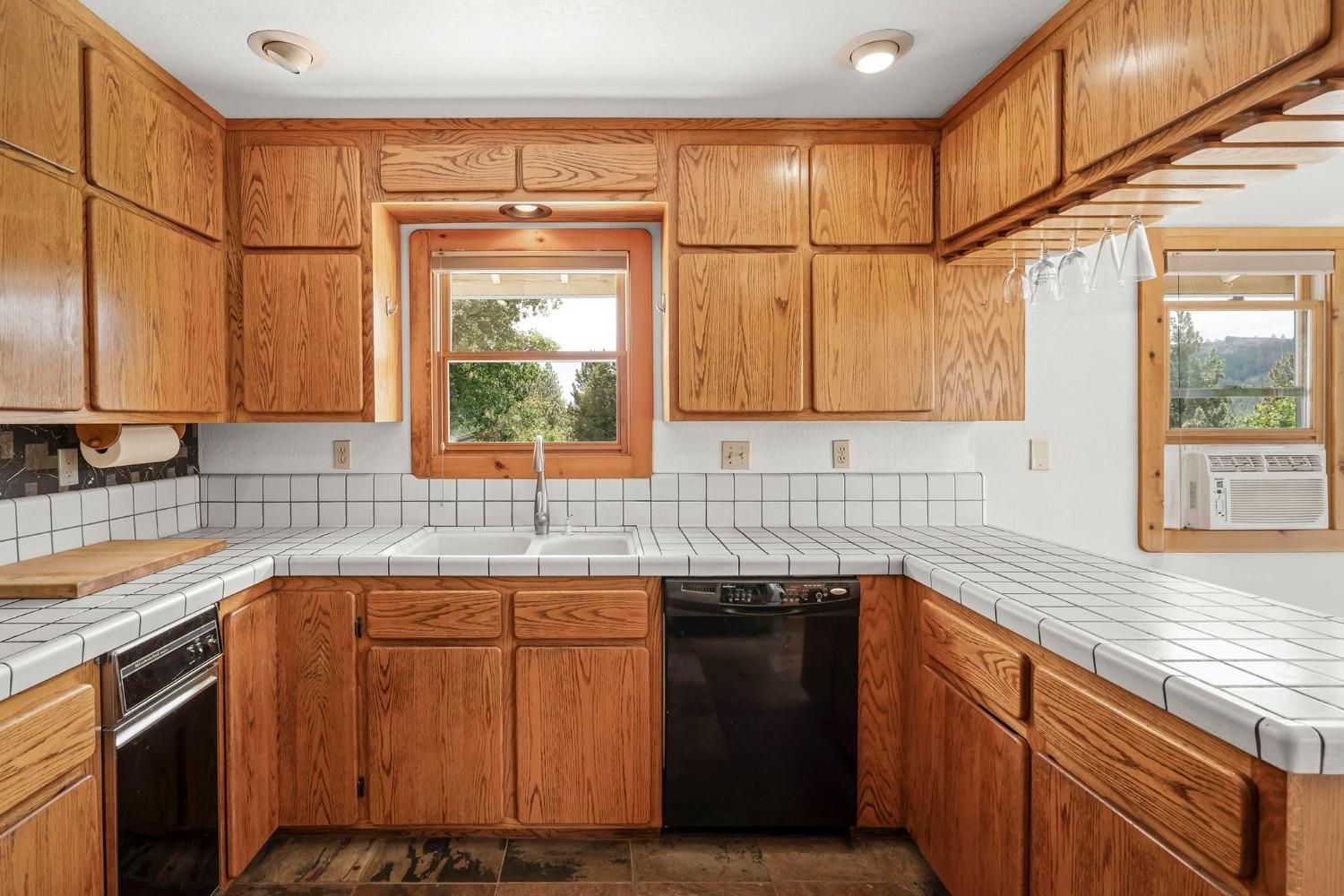 Redbud Street, Portola, California image 14