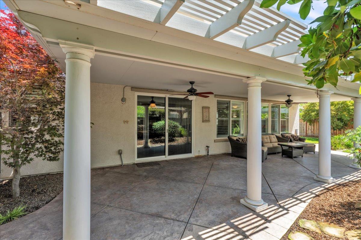 Woodgate Way, Roseville, California image 37