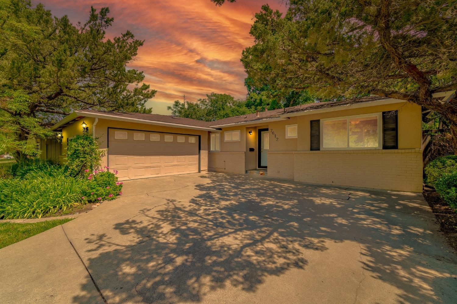 N Amber Way, Stockton, California image 1