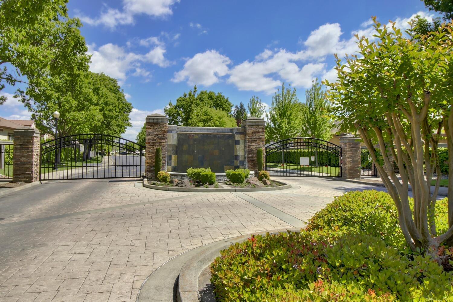 Detail Gallery Image 76 of 85 For 2500 Emerald Lake, Elk Grove,  CA 95758 - 2 Beds | 2 Baths