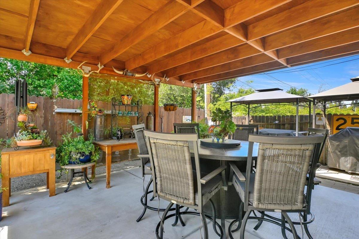 Detail Gallery Image 24 of 42 For 5401 Norway Dr, Orangevale,  CA 95662 - 4 Beds | 2 Baths