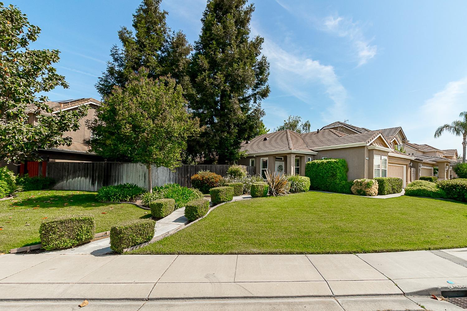 Detail Gallery Image 3 of 26 For 5304 Homewood Way, Riverbank,  CA 95367 - 3 Beds | 2 Baths