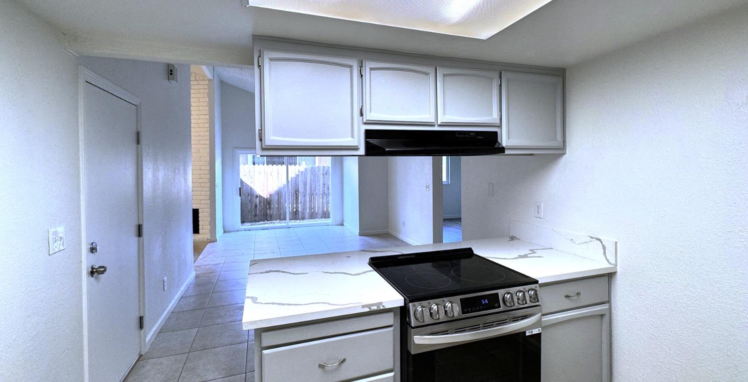 Trovita Way, Citrus Heights, California image 7