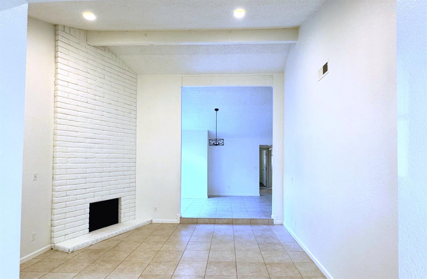 Trovita Way, Citrus Heights, California image 4
