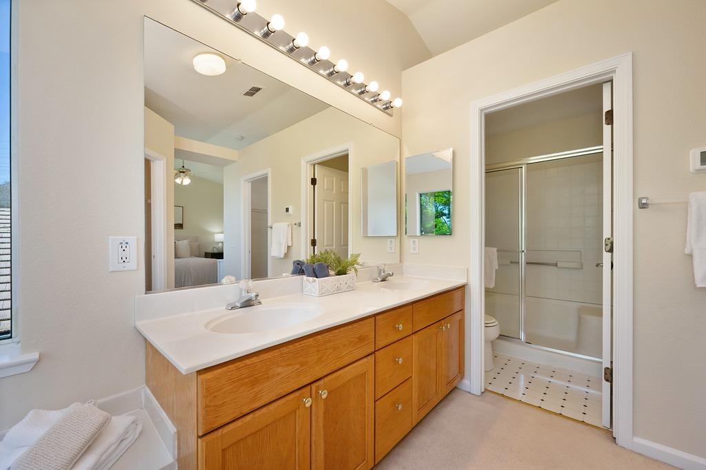 Knopfler Circle, Folsom, California image 34