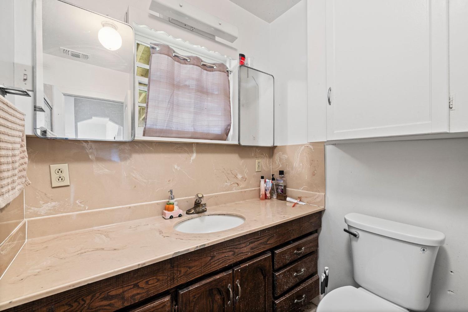 Detail Gallery Image 25 of 43 For 5148 Marconi Ave, Carmichael,  CA 95608 - 3 Beds | 2 Baths