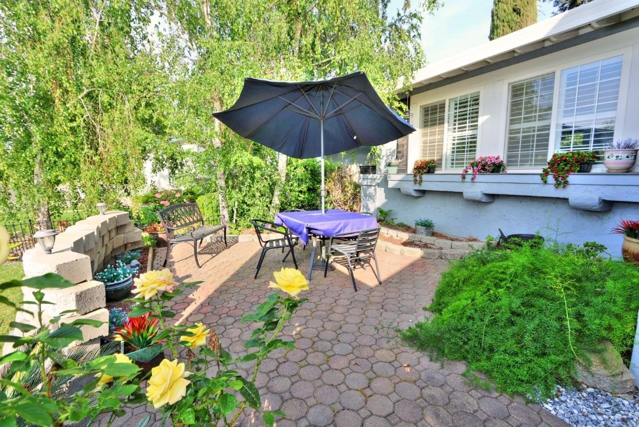 Detail Gallery Image 5 of 25 For 837 Lewis Ave, Woodland,  CA 95695 - 4 Beds | 2/1 Baths