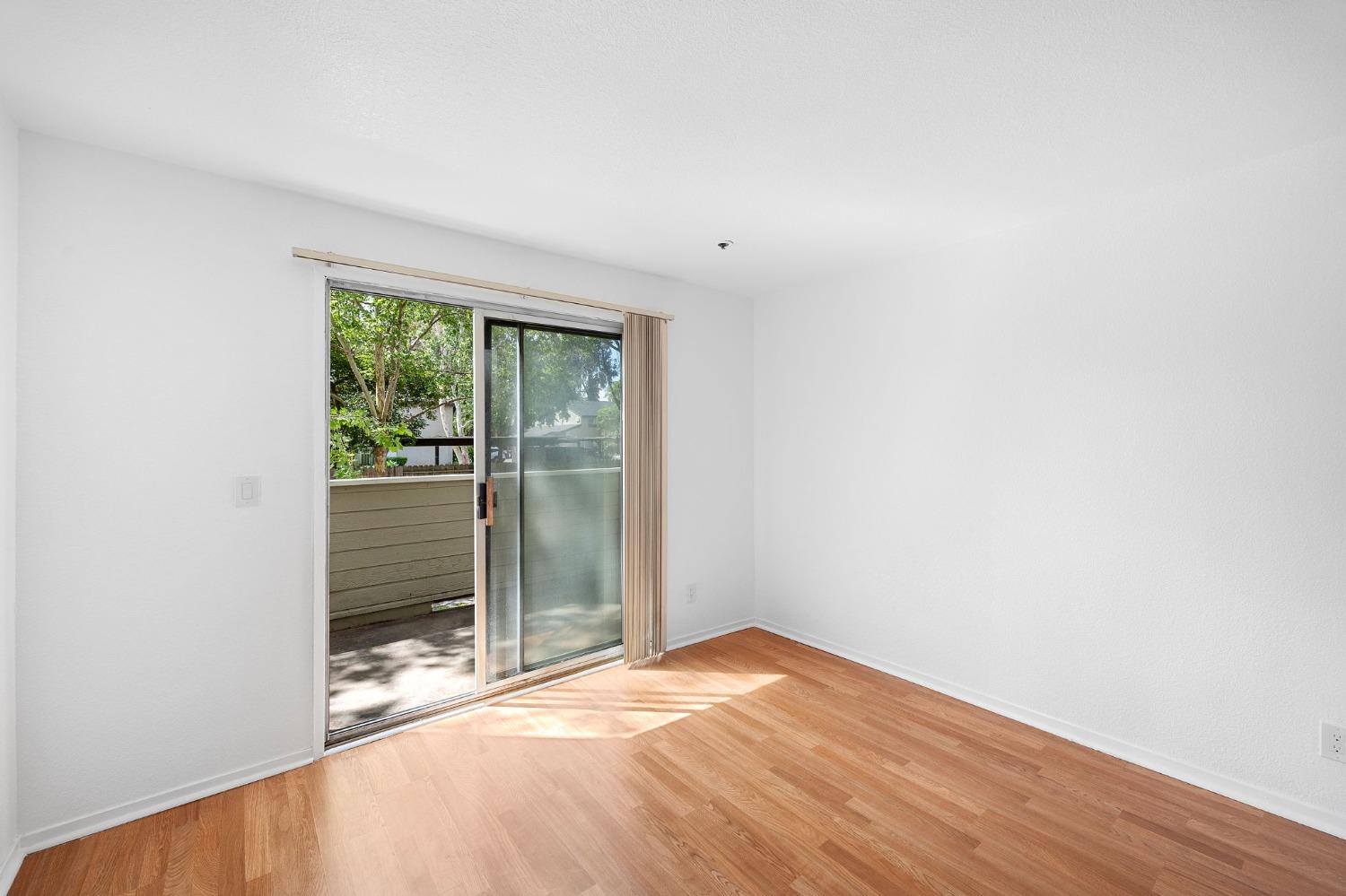Photo #28: 225053638 Listing: Photo #28