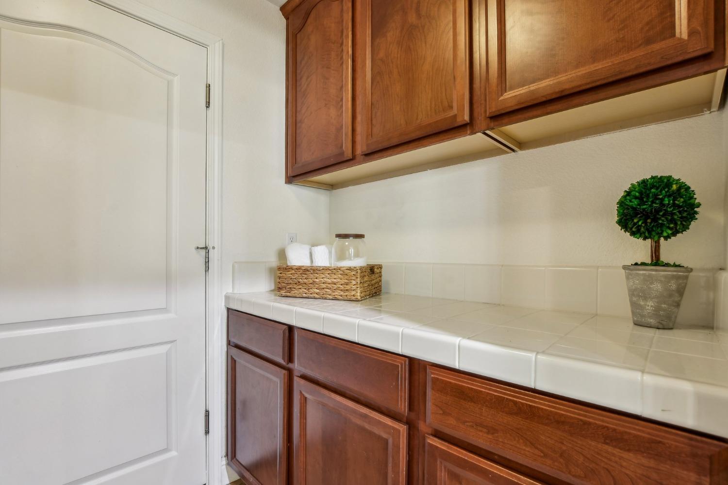 Arista Way, Rancho Cordova, California image 23