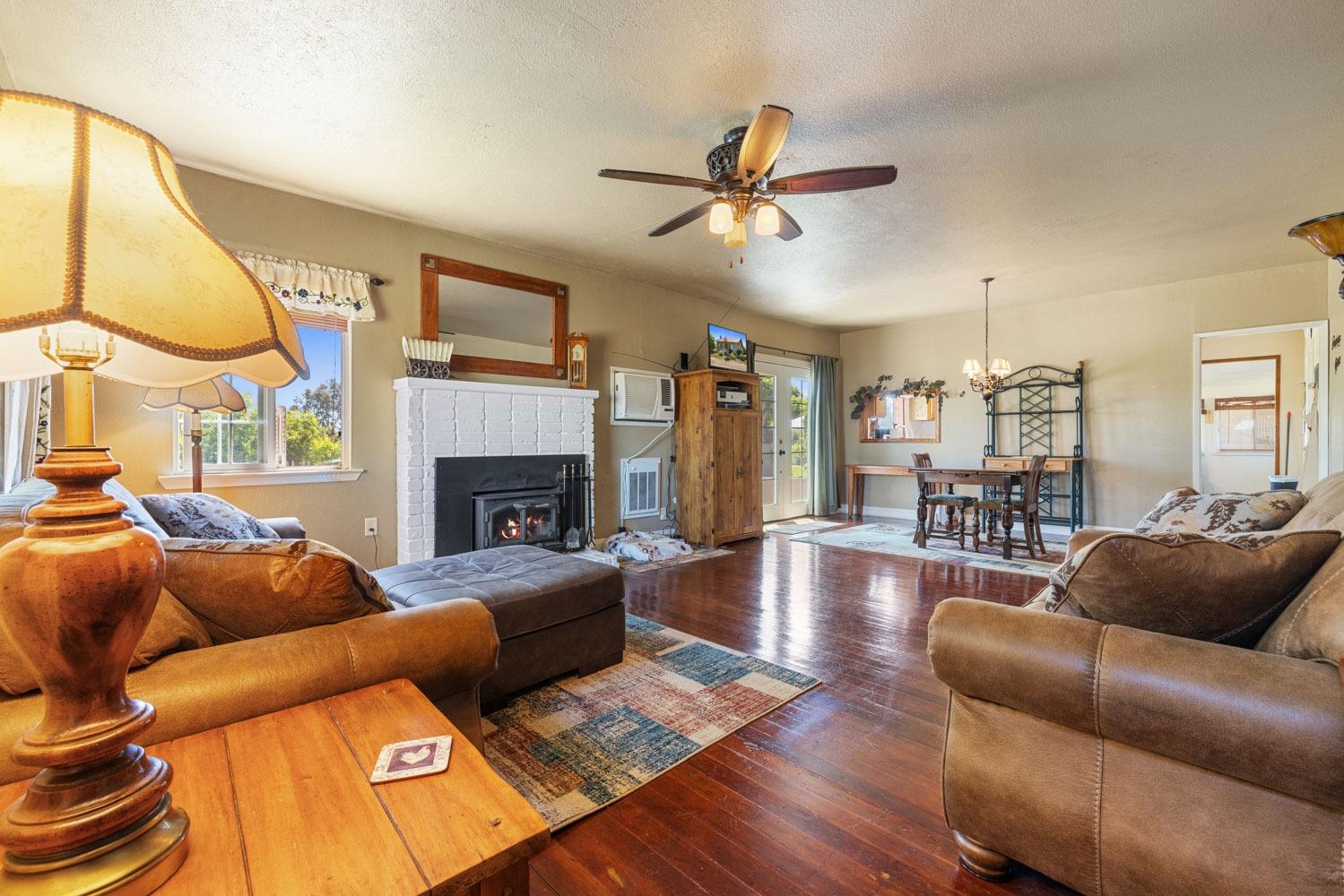 N Graham Road, Acampo, California image 11