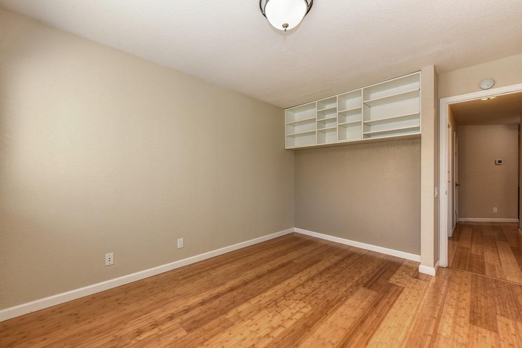 Detail Gallery Image 18 of 22 For 195 River Run Cir, Sacramento,  CA 95833 - 3 Beds | 2 Baths
