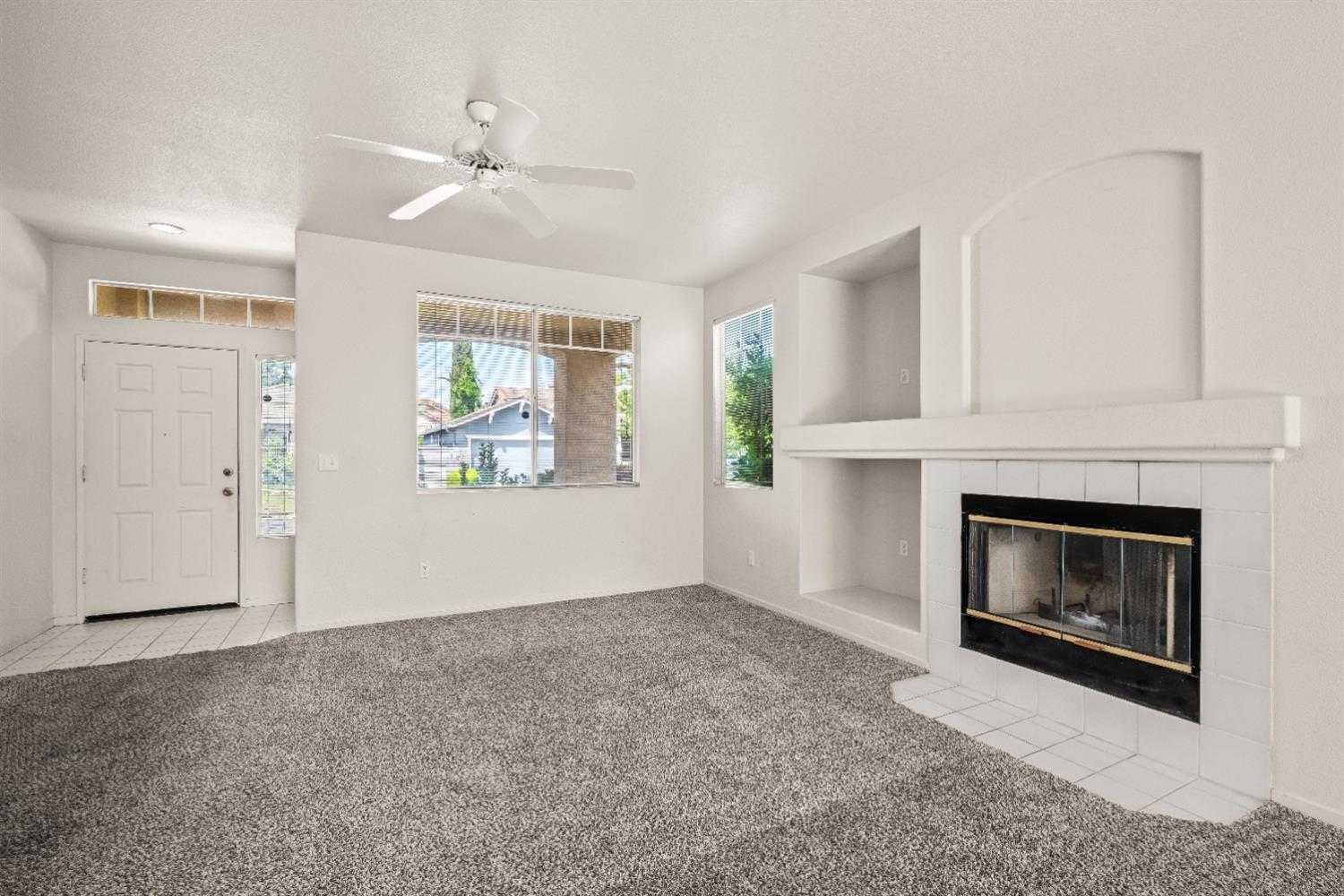 Detail Gallery Image 8 of 29 For 9394 Bennoel Way, Elk Grove,  CA 95758 - 3 Beds | 2 Baths