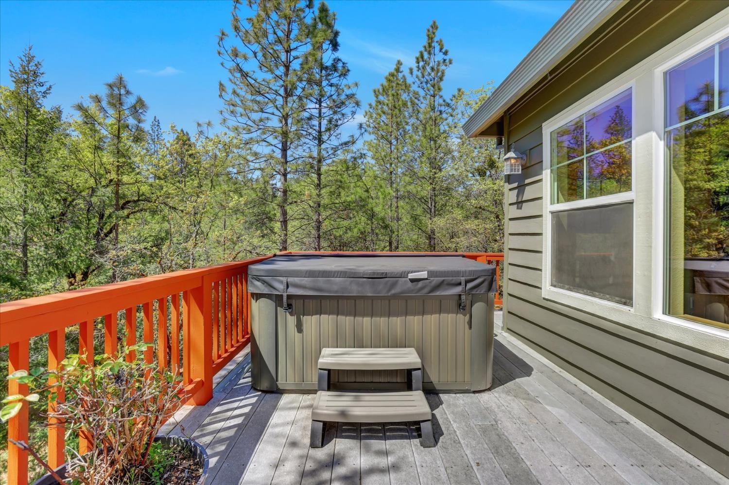 Detail Gallery Image 42 of 80 For 12673 Hoppy Hollow Rd, Grass Valley,  CA 95945 - 4 Beds | 3/1 Baths