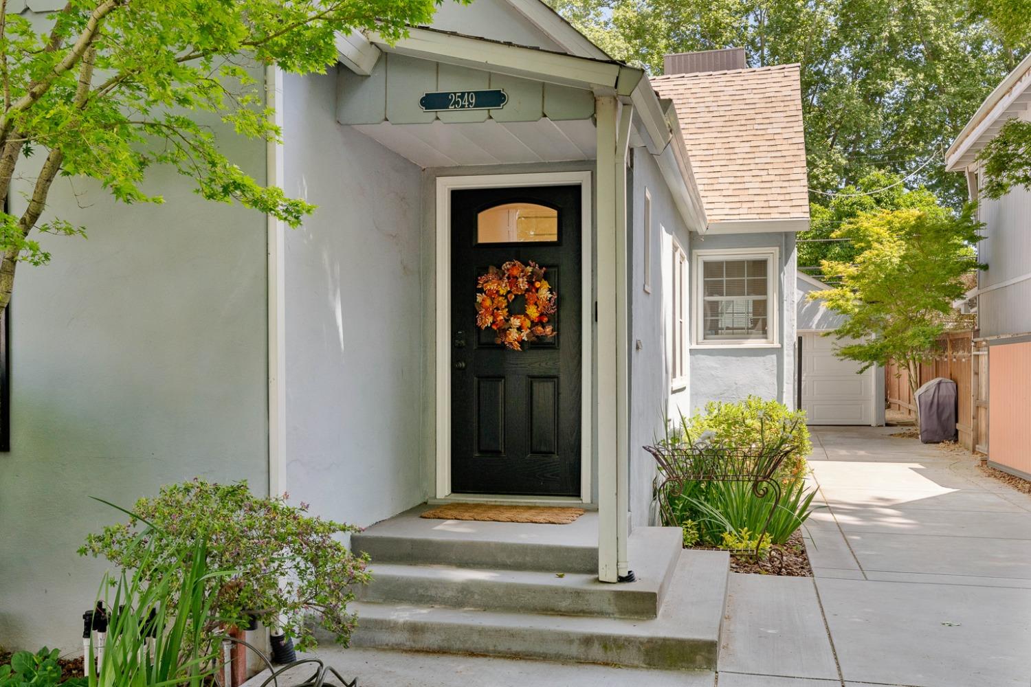 Marty Way, Sacramento, California image 4