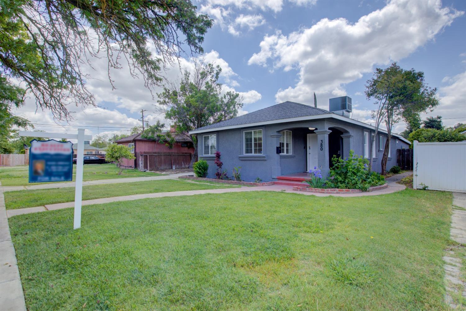 E 19th Street, Merced, California image 1