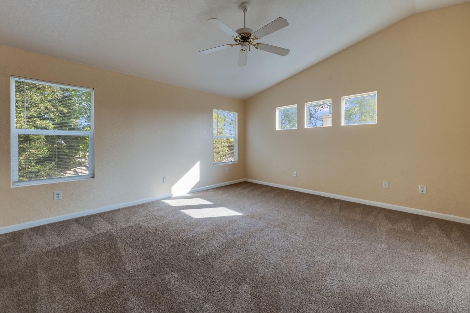 E Valley Drive, Elk Grove, California image 14