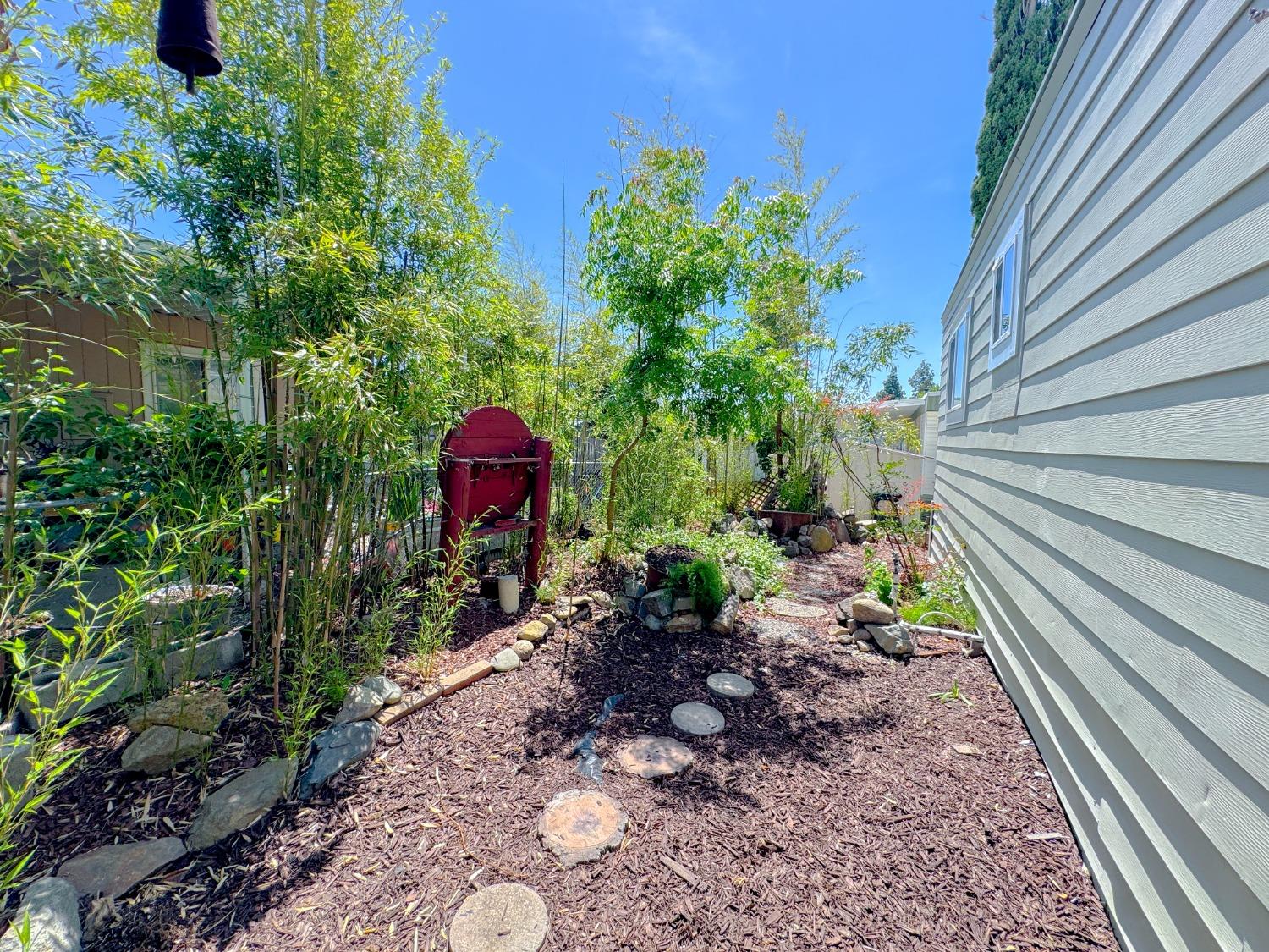 Detail Gallery Image 39 of 48 For 5836 Stonyford, Sacramento,  CA 95842 - 3 Beds | 2 Baths