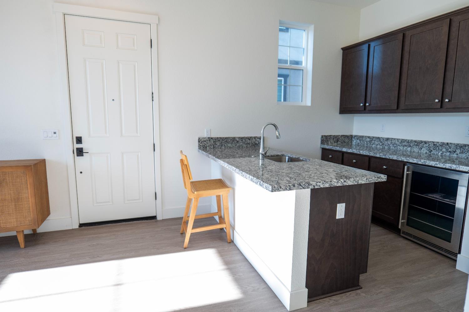 Detail Gallery Image 17 of 34 For 15912 Duggar Dr, Lathrop,  CA 95330 - 5 Beds | 4/1 Baths