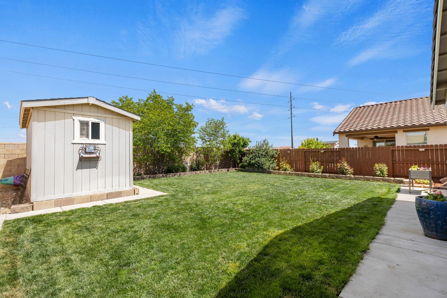 Detail Gallery Image 36 of 50 For 9273 Red Thistle Ct, Sacramento,  CA 95829 - 3 Beds | 2 Baths