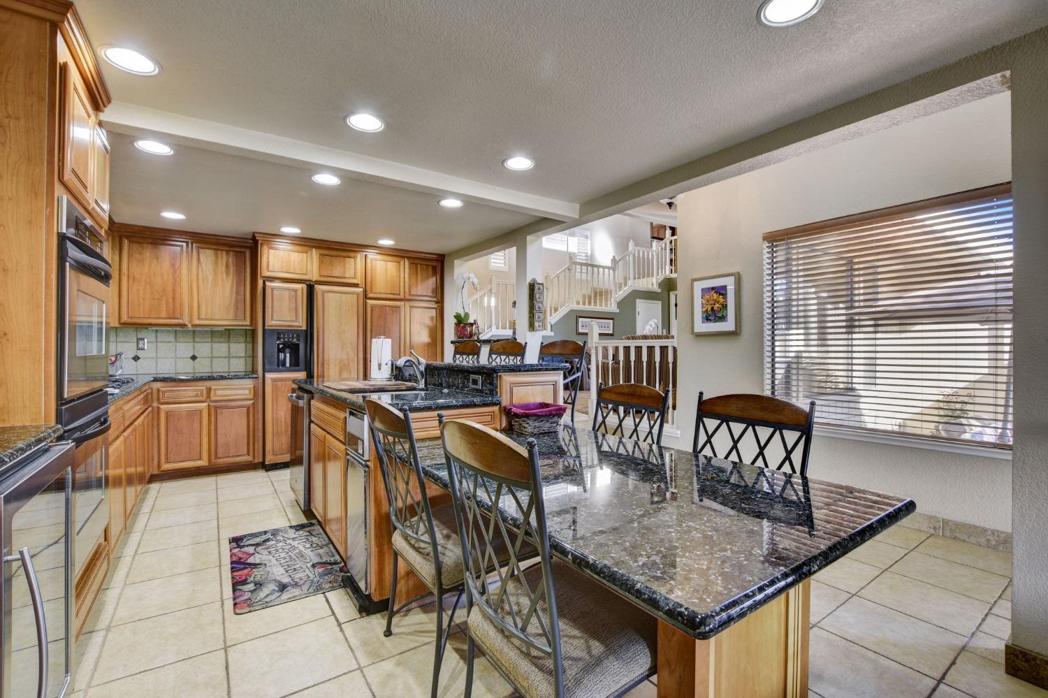 Viewridge Drive, Auburn, California image 3