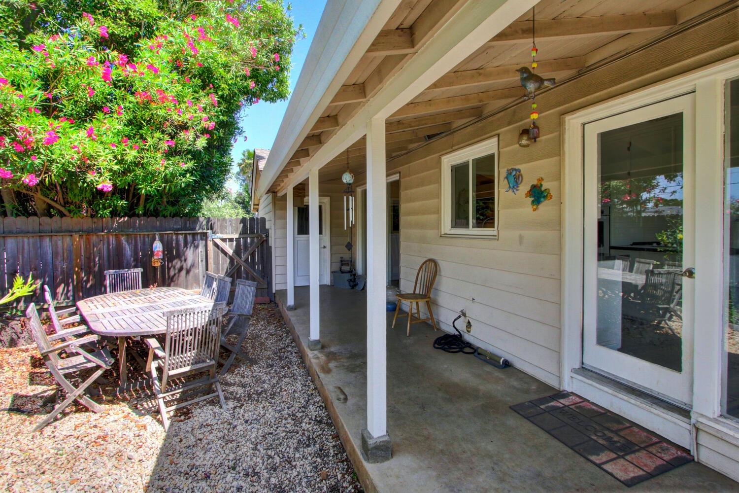 Hesket Way, Sacramento, California image 30