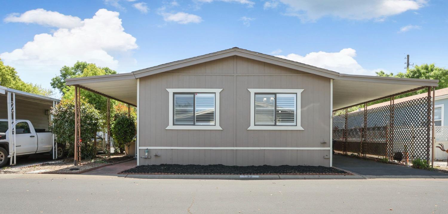 Detail Gallery Image 1 of 32 For 30 Schooner 30, Modesto,  CA 95356 - 2 Beds | 2 Baths