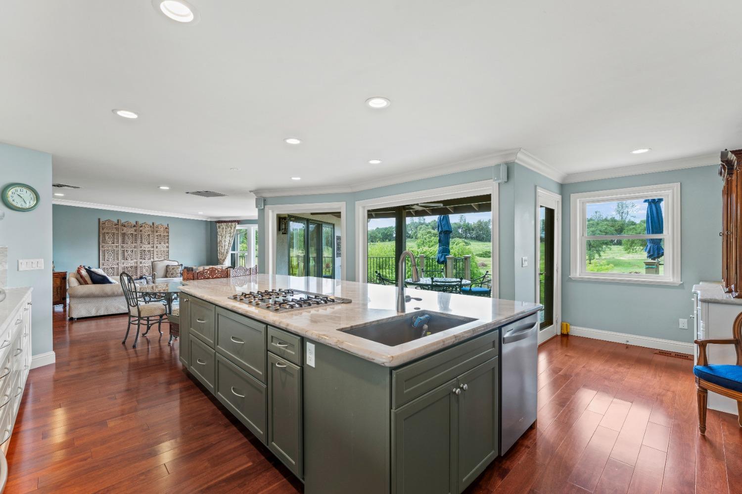Fairway Court, Auburn, California image 7