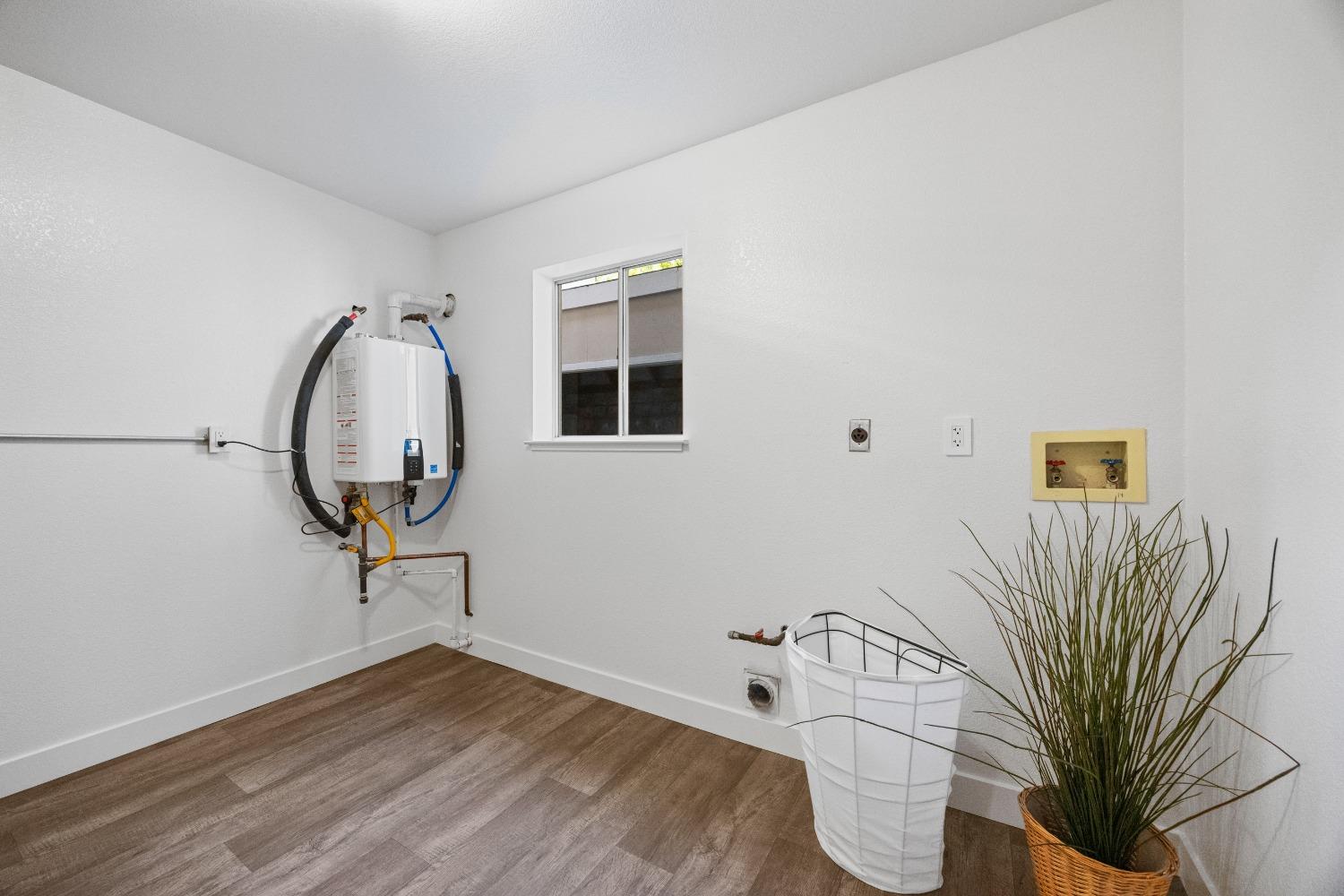 Detail Gallery Image 55 of 77 For 3401 Oxford Ct, Cameron Park,  CA 95682 - 3 Beds | 2 Baths
