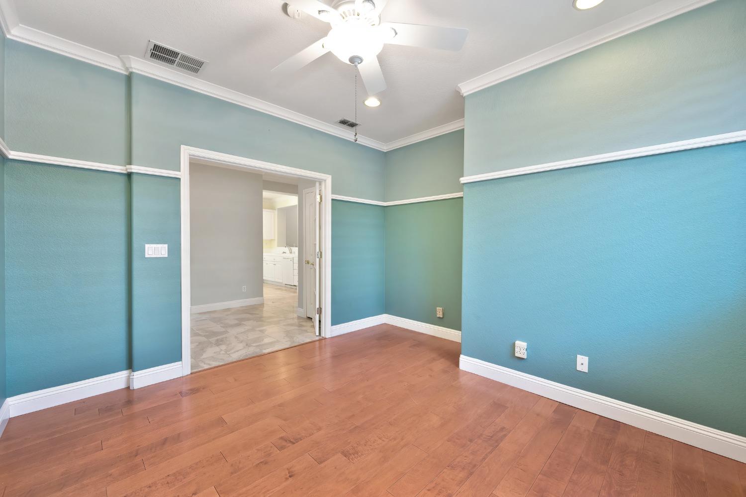 Detail Gallery Image 7 of 24 For 251 Perazul Cir, Sacramento,  CA 95835 - 1 Beds | 2 Baths