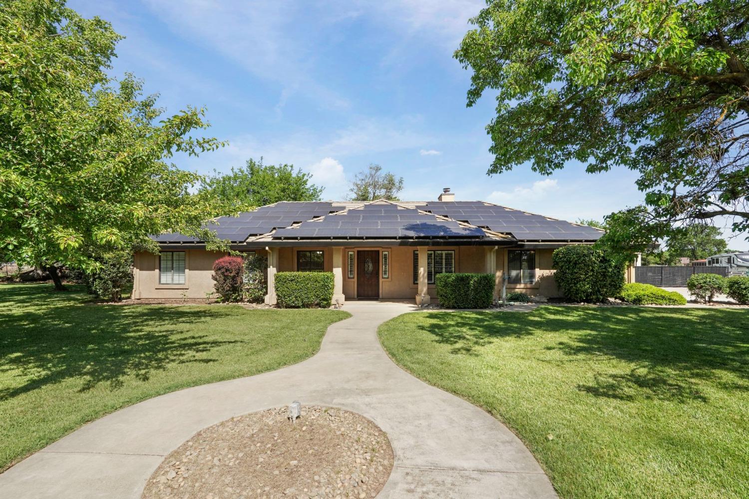 Detail Gallery Image 7 of 54 For 25292 White Fence Ct, Acampo,  CA 95220 - 4 Beds | 2 Baths