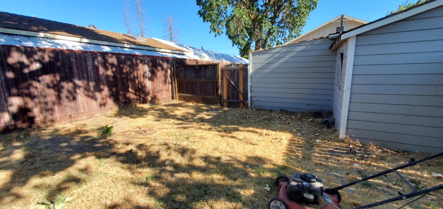 Detail Gallery Image 22 of 22 For 1161 Acacia Ave, Sacramento,  CA 95815 - – Beds | – Baths