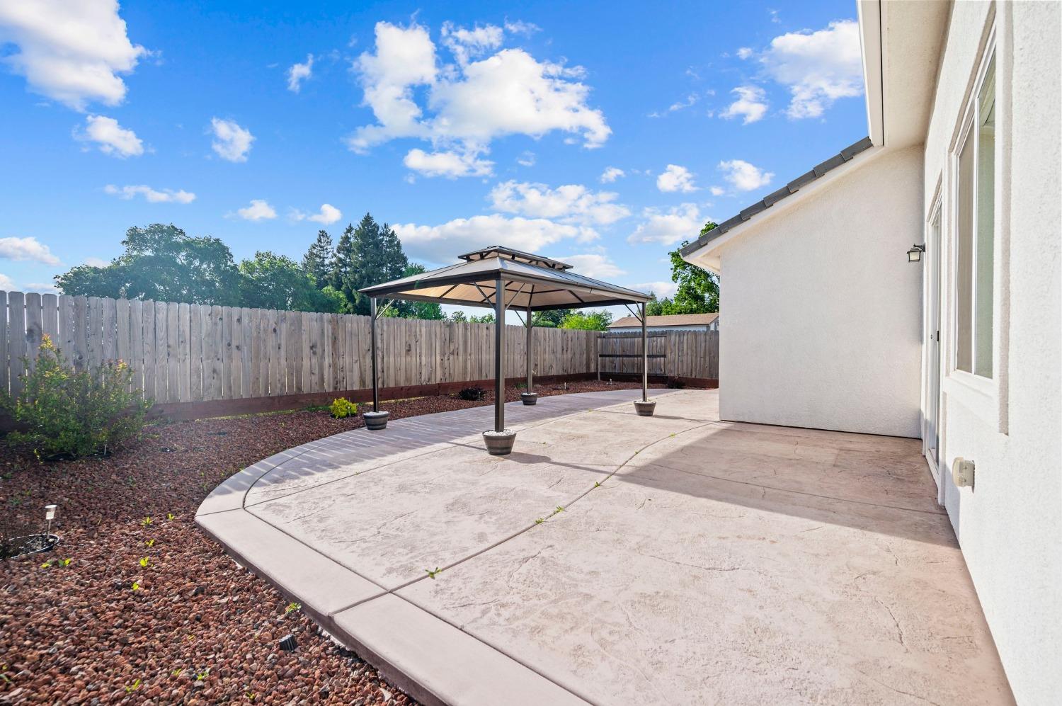 Detail Gallery Image 29 of 31 For 2101 Melody Ln, Modesto,  CA 95355 - 6 Beds | 4 Baths